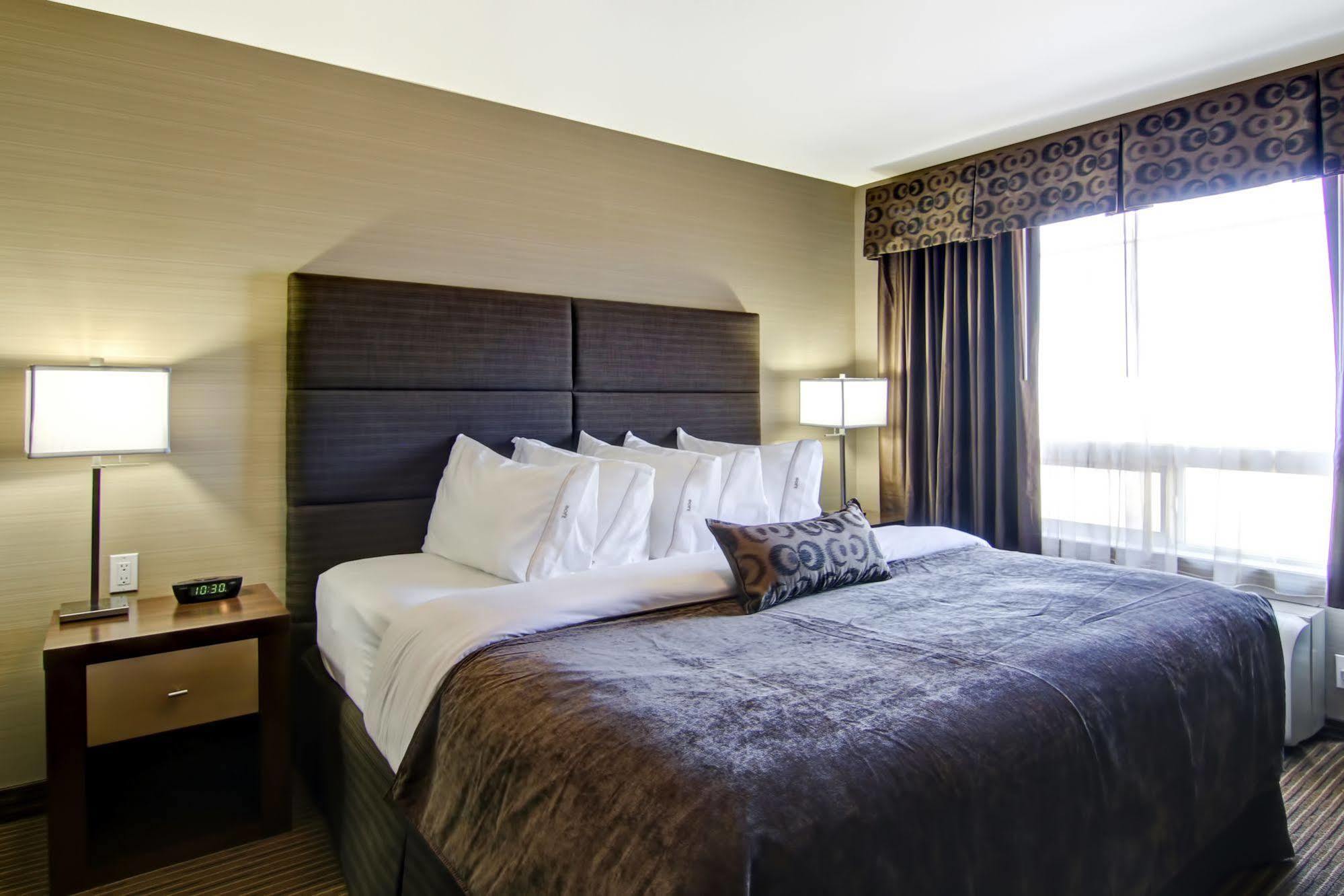 Canalta Hotel Shaunavon Экстерьер фото