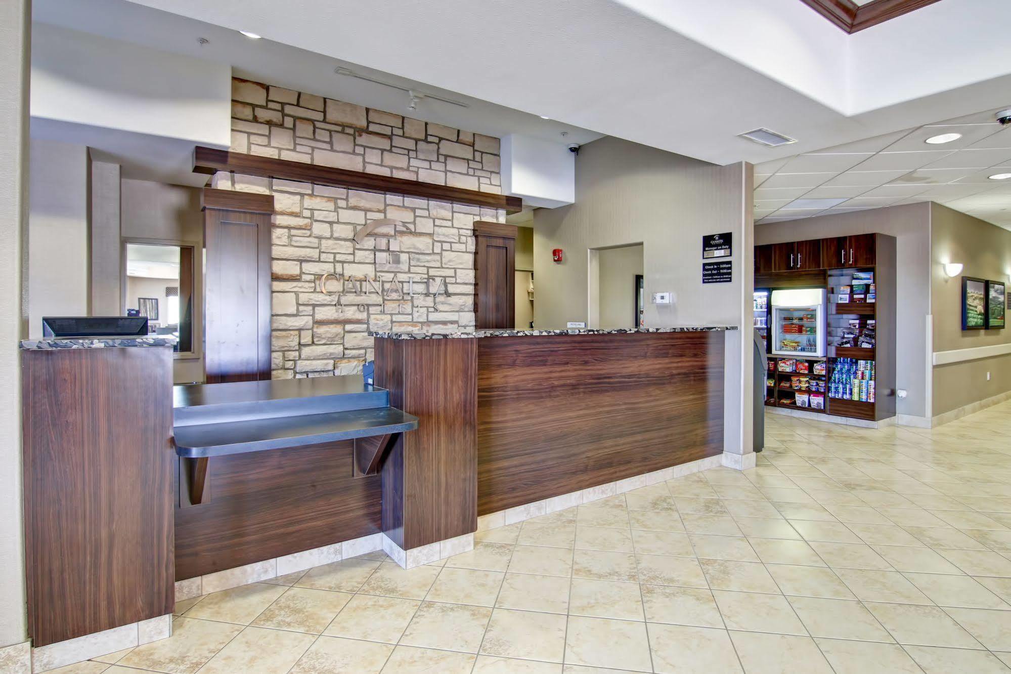 Canalta Hotel Shaunavon Экстерьер фото