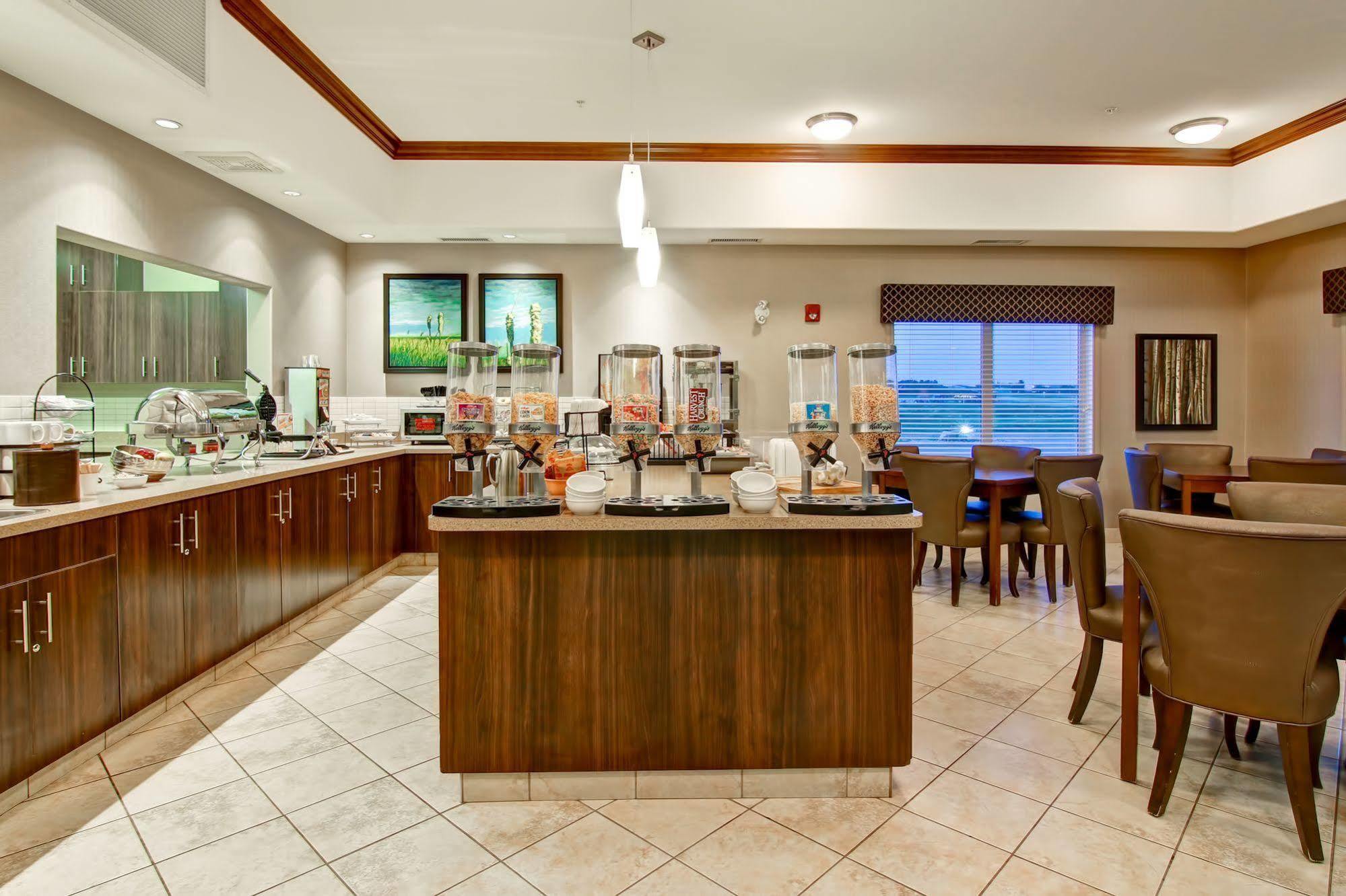 Canalta Hotel Shaunavon Экстерьер фото